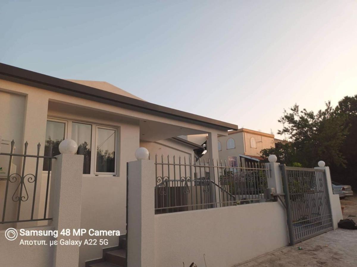 Oresti'S Villa Near Airport & Beach Artemida  Luaran gambar