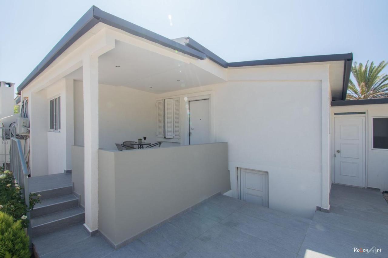 Oresti'S Villa Near Airport & Beach Artemida  Luaran gambar